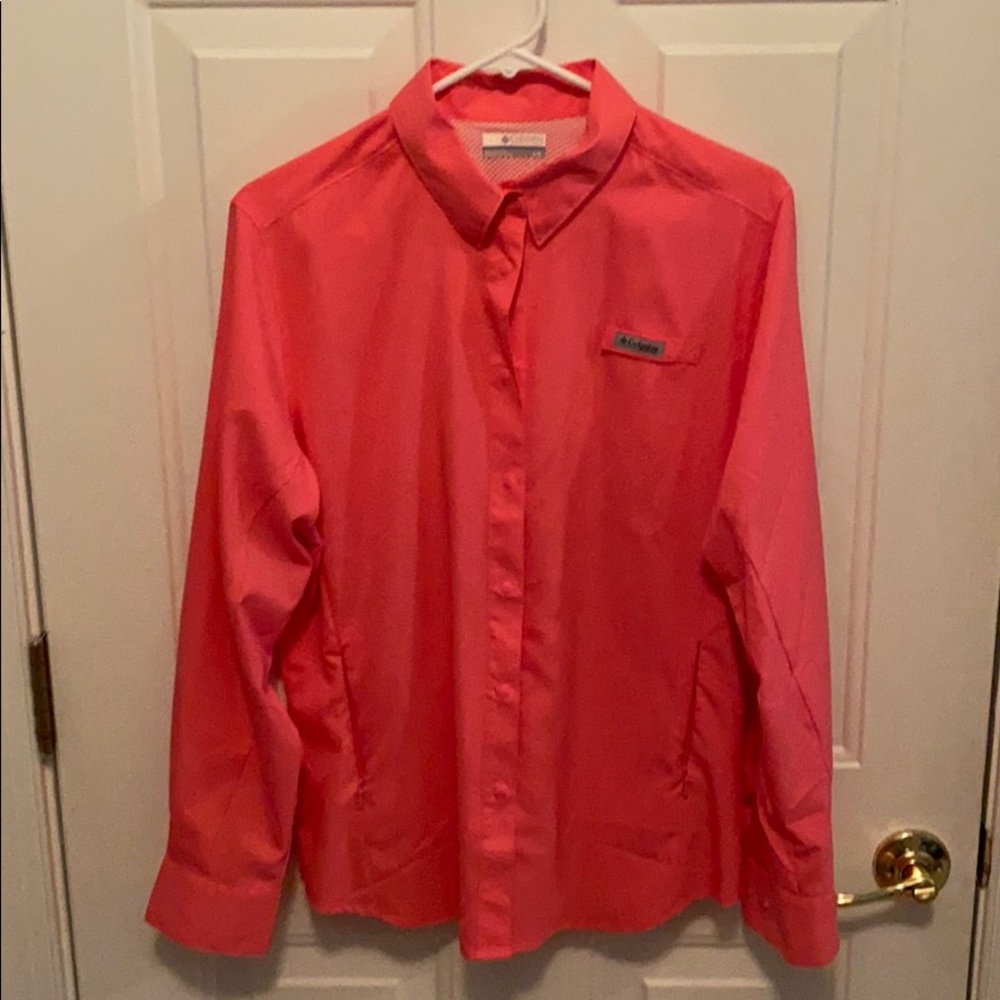 NWOT Columbia PFG L/S top
